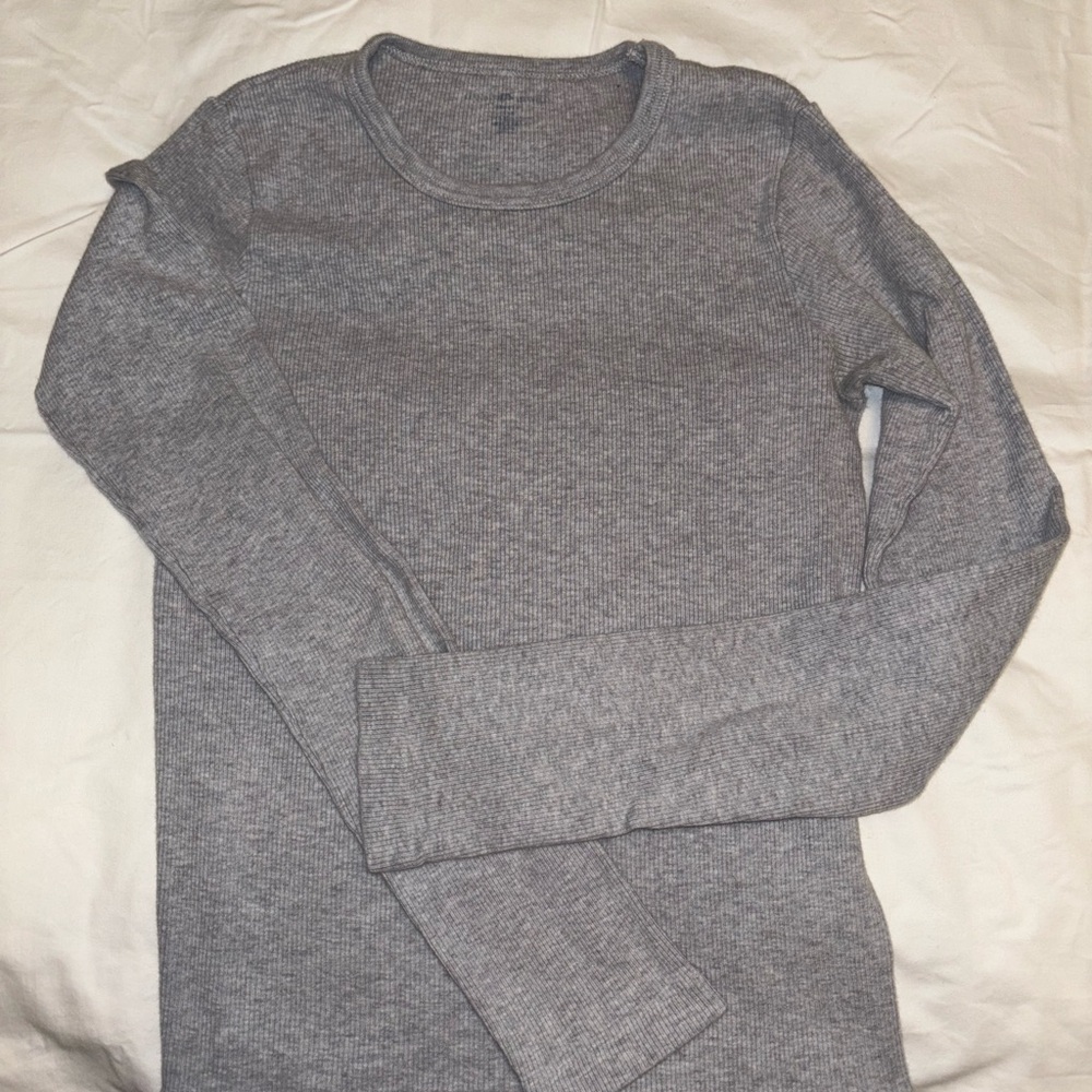 Brandy Melville Long Sleeve T
